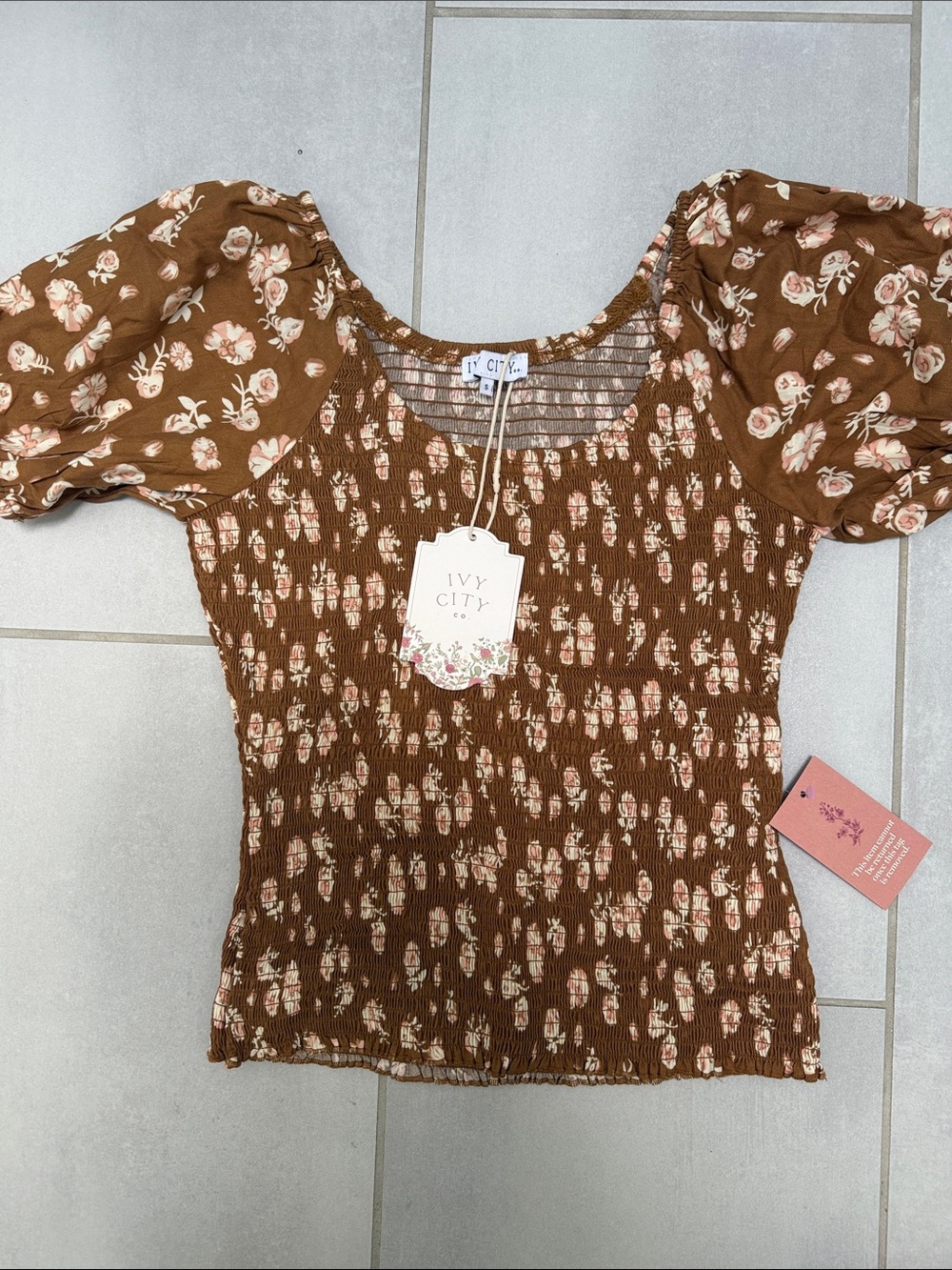 Ivy City Co Brown Floral Smocked Puff Sleeve Blouse